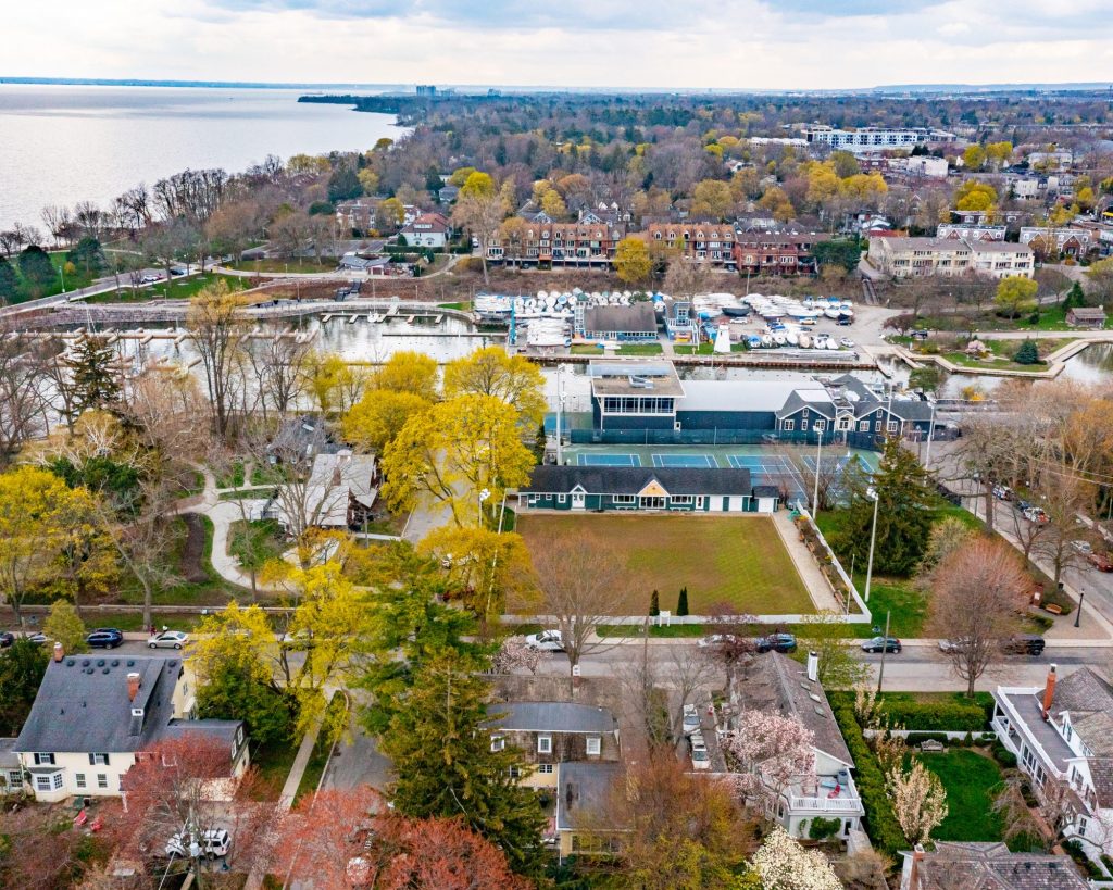 aerial-lakeside-park-oakville-club-tennis-courts