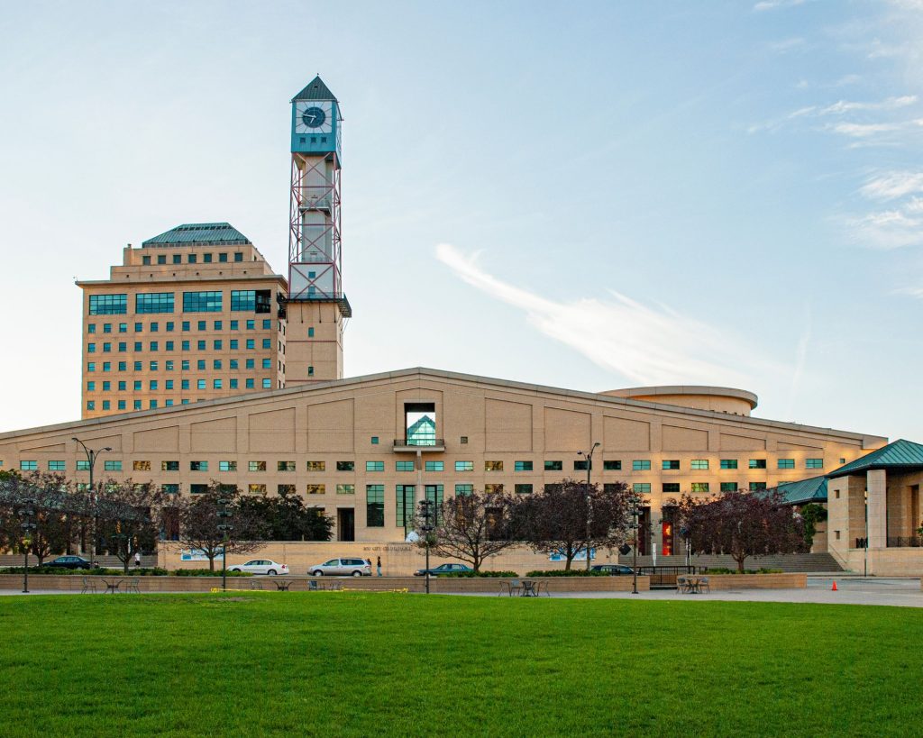 mississauga-city-hall